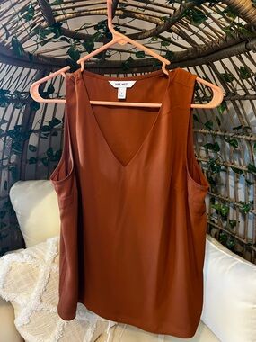 Nine West Women's V-Neck Sleeveless Blouse